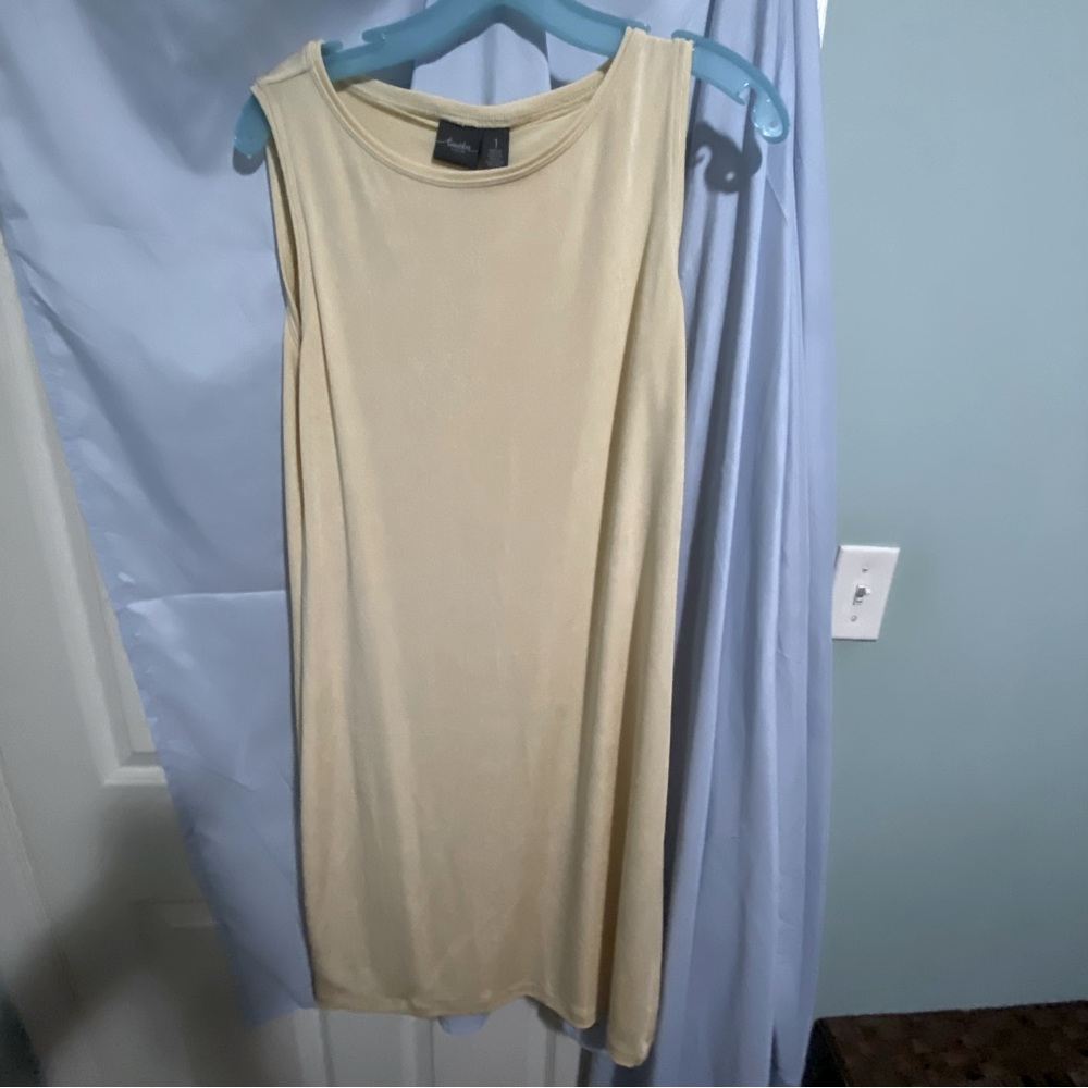Traveler’s by Chico’s Size1 pale yellow sleeveless dress. Fully lined NWT